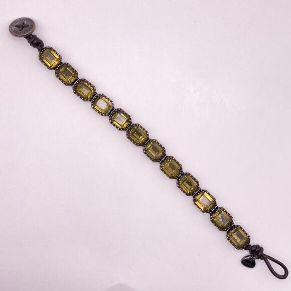 Vintage FOSSIL Antique Gold Tone Green Prong Set Glass Bracelet Toggle Clasp - Picture 2 of 8